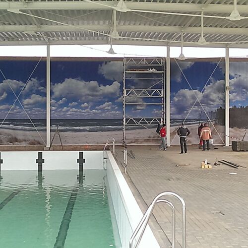 mein gößtes Panoramaprojekt bisher...24x6,50m...Hintergrundbild für ne Schwimmhalle in Zielitz, liegt nördlich von Magdeburg...gedruck auf Mesh-Plane, winddurchlässig, wasser- und wetterfest...paßt in jedes Schwimmbad, wertet jeden Wellness-und Spa-Bereich auf...